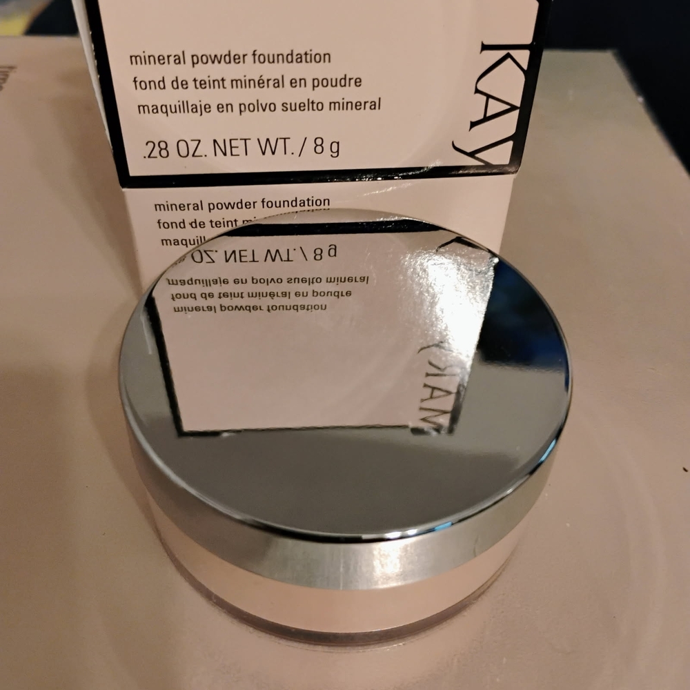 Mary Kay Mineral Powder Foundation - Ivory 0.5 #040983